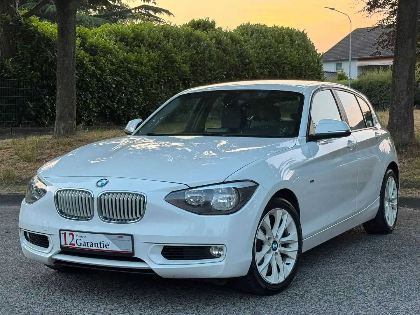BMW 118 Baureihe 1 Lim. 5-trg. 118 i Weiß - 1