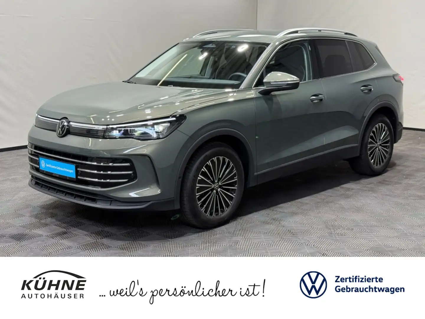 Volkswagen Tiguan Elegance 1.5 TSI DSG | LED AHK ACC NAVI Groen - 1
