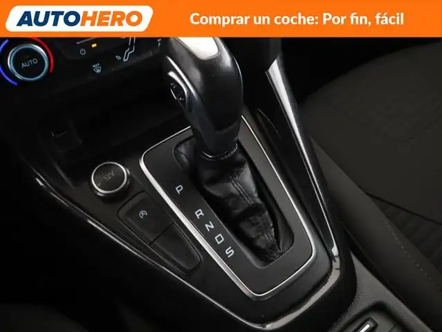 Ford Focus view 27