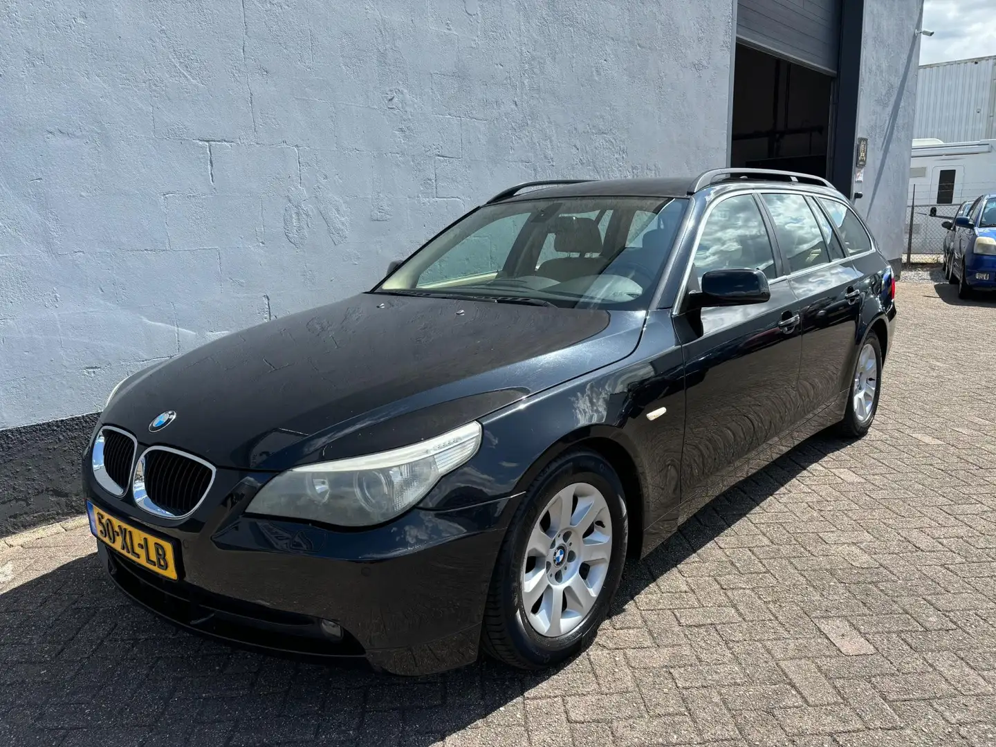 BMW 523 5-serie Touring 523i - Automaat - Dealer Onderhoud Zwart - 1