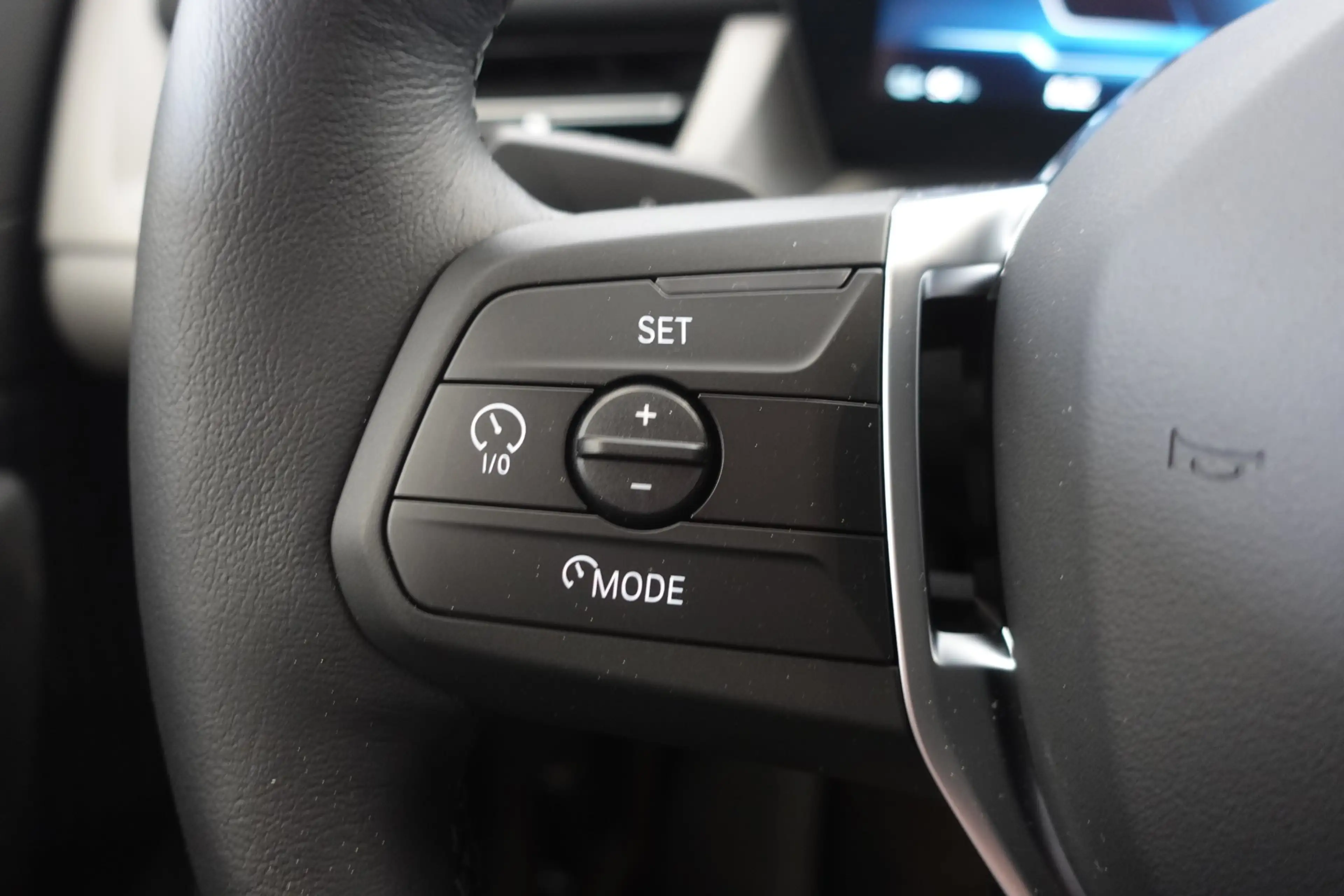 BMW iX2 eDrive20 U10 — photo 11