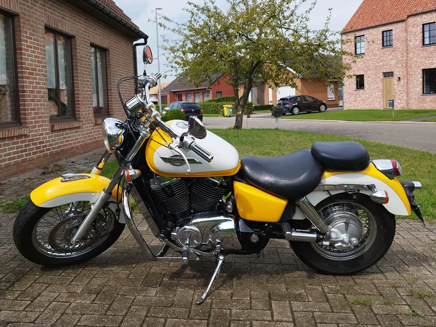 Honda Shadow Spirit ACE 1100 Żółty - 1