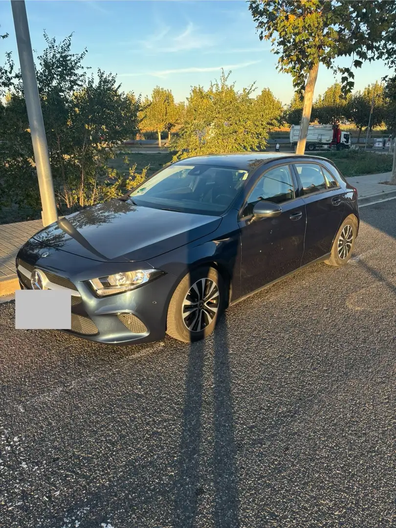 Mercedes-Benz A 180 180d - 1