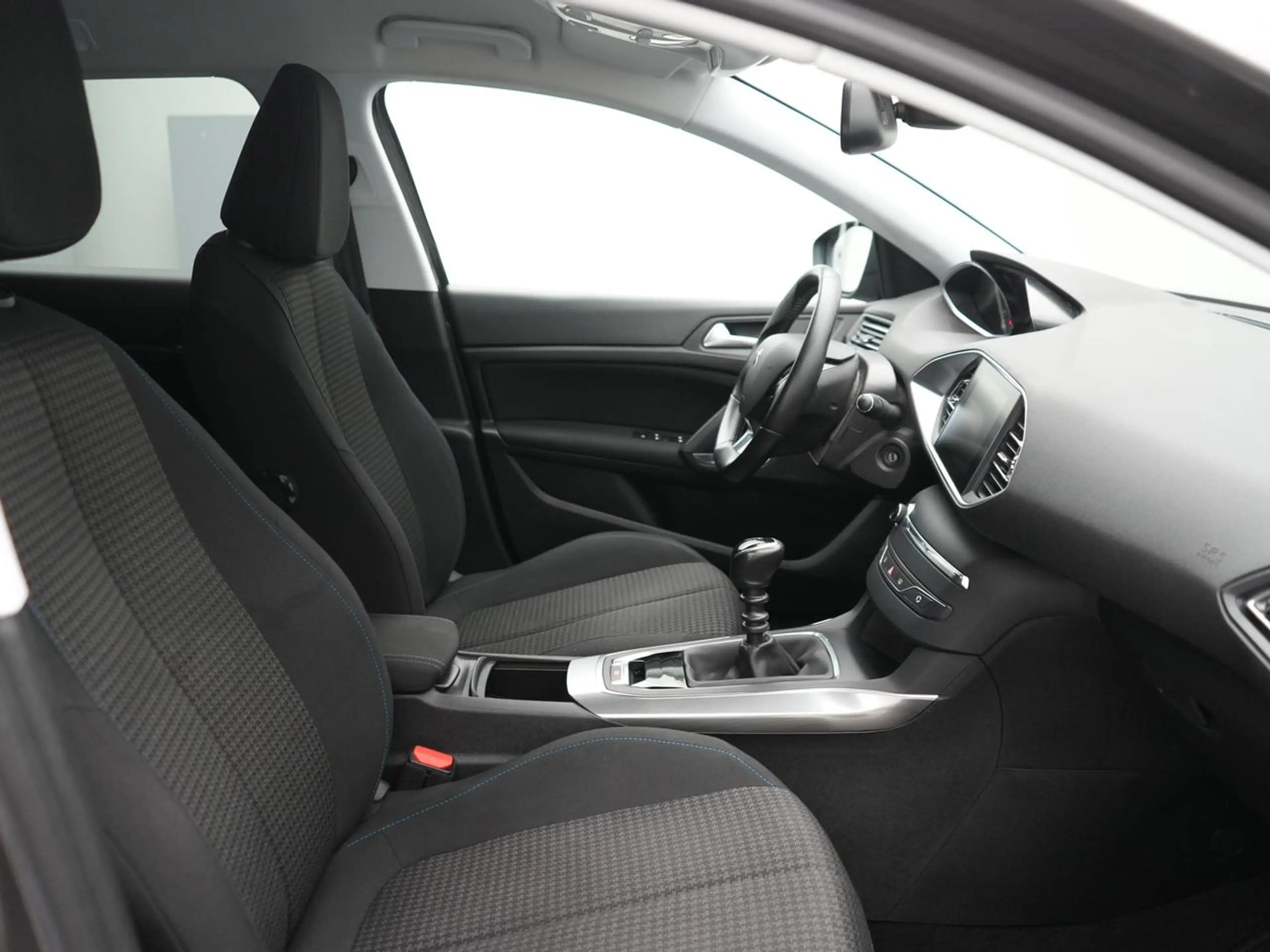 Peugeot 308 1.2 PureTech Style (EU6.3) — photo 15