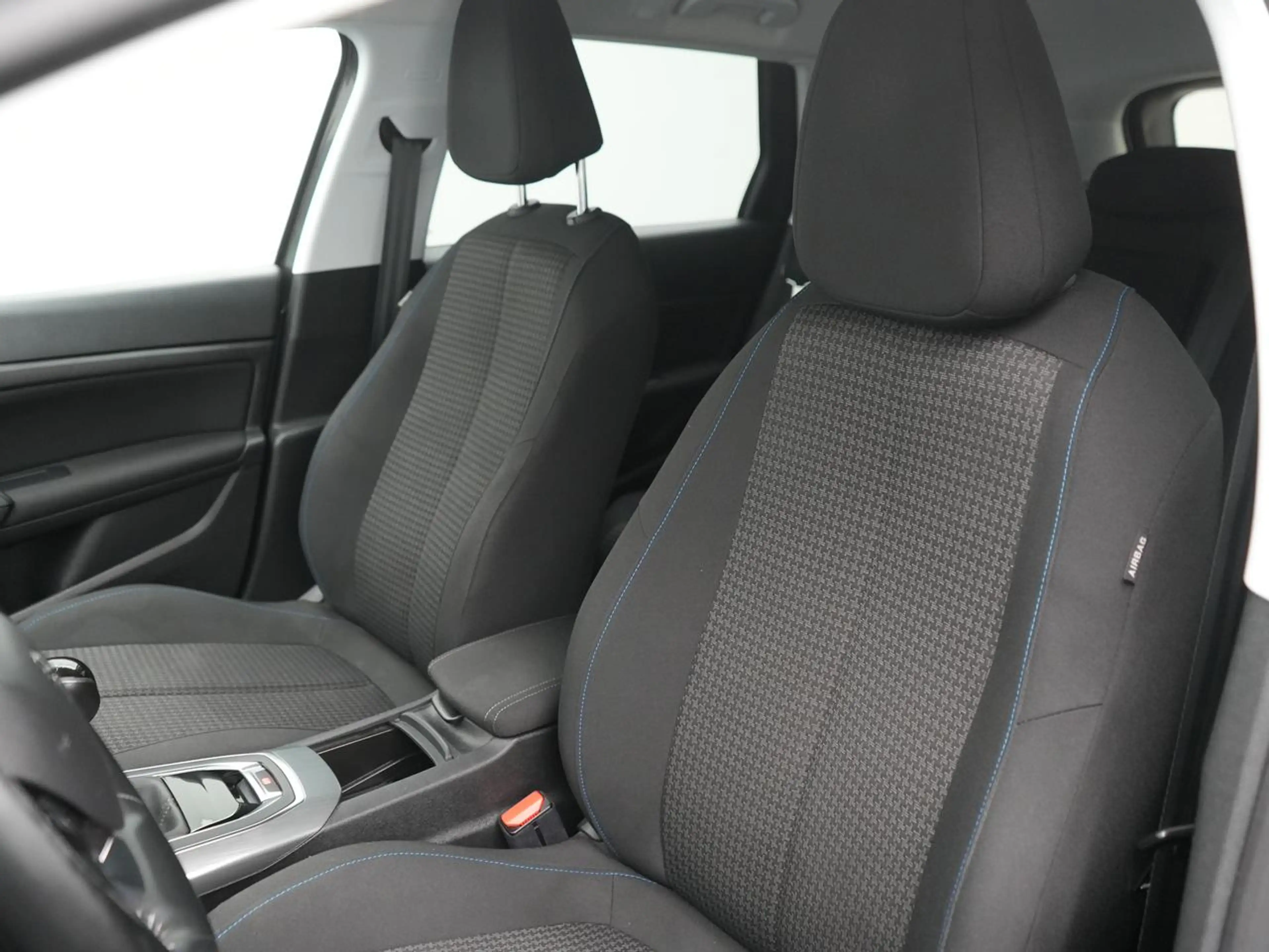 Peugeot 308 1.2 PureTech Style (EU6.3) — photo 8
