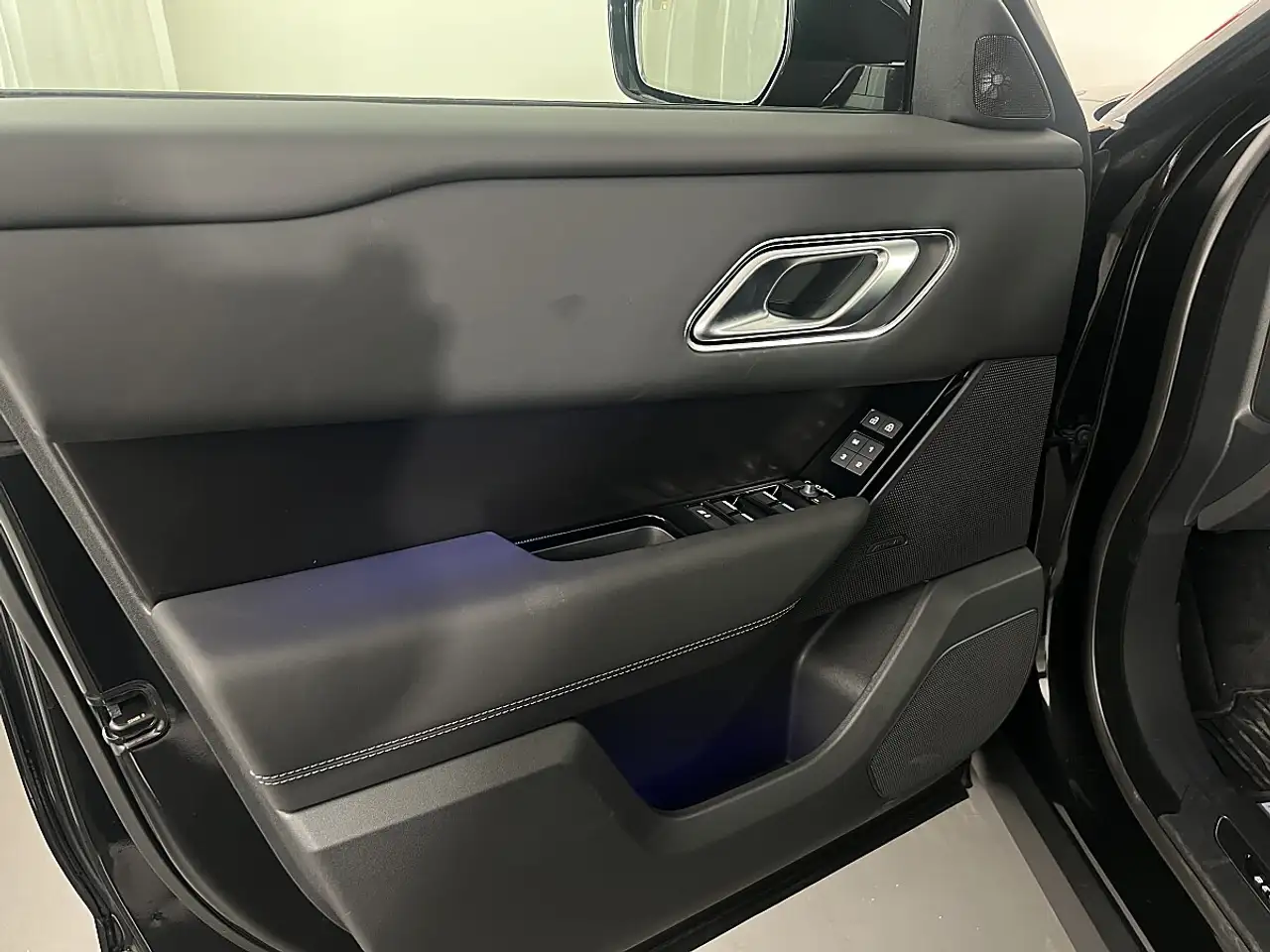 Land Rover Range Rover Velar P400e PHEV Allrad Belgravia Edition Aut., миниатюра 16