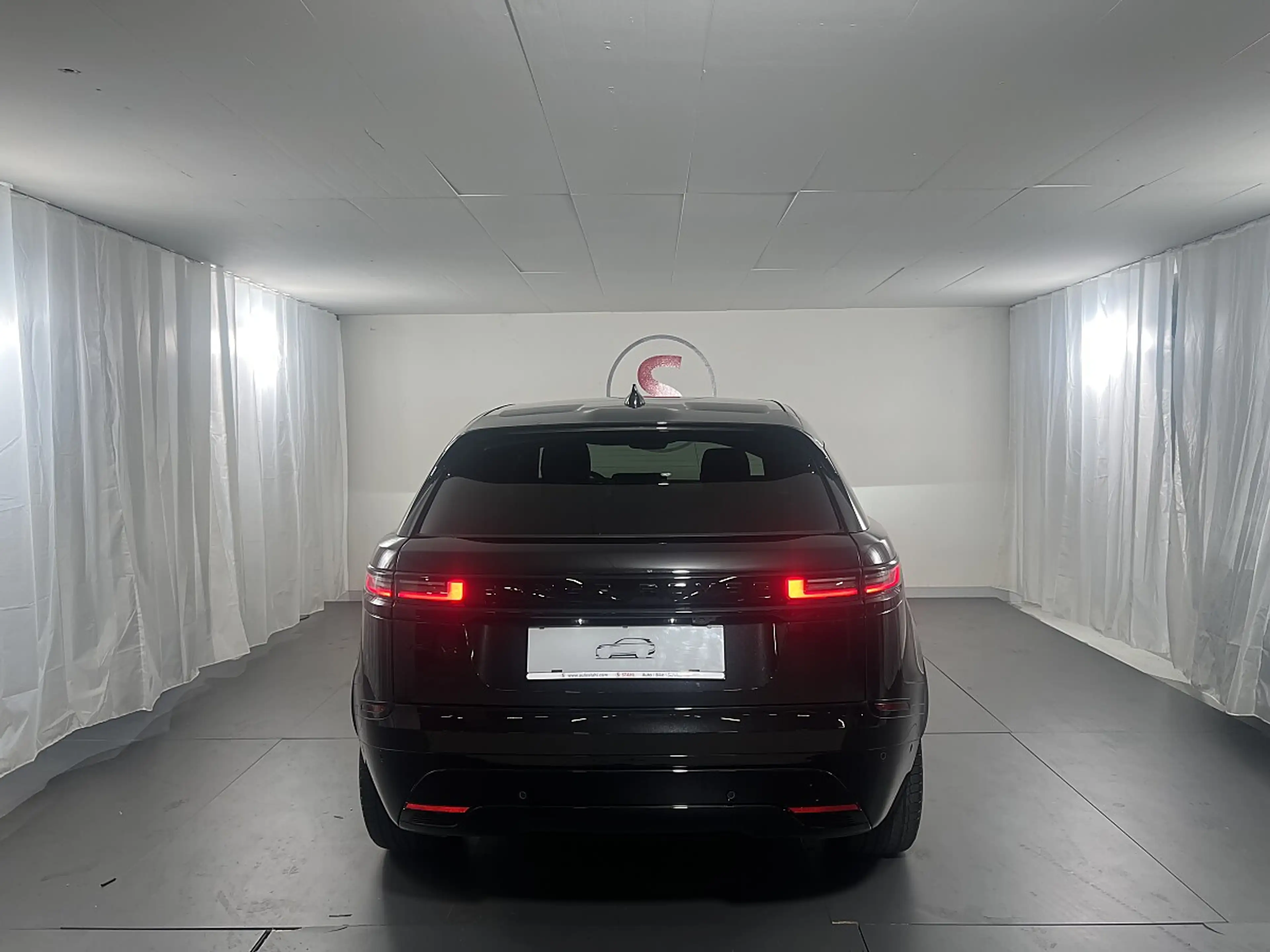 Land Rover Range Rover Velar P400e PHEV Allrad Belgravia Edition Aut. — photo 7
