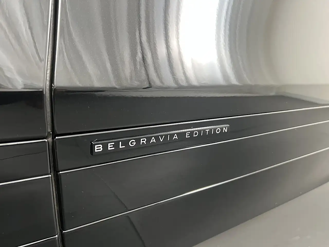 Land Rover Range Rover Velar P400e PHEV Allrad Belgravia Edition Aut., миниатюра 9