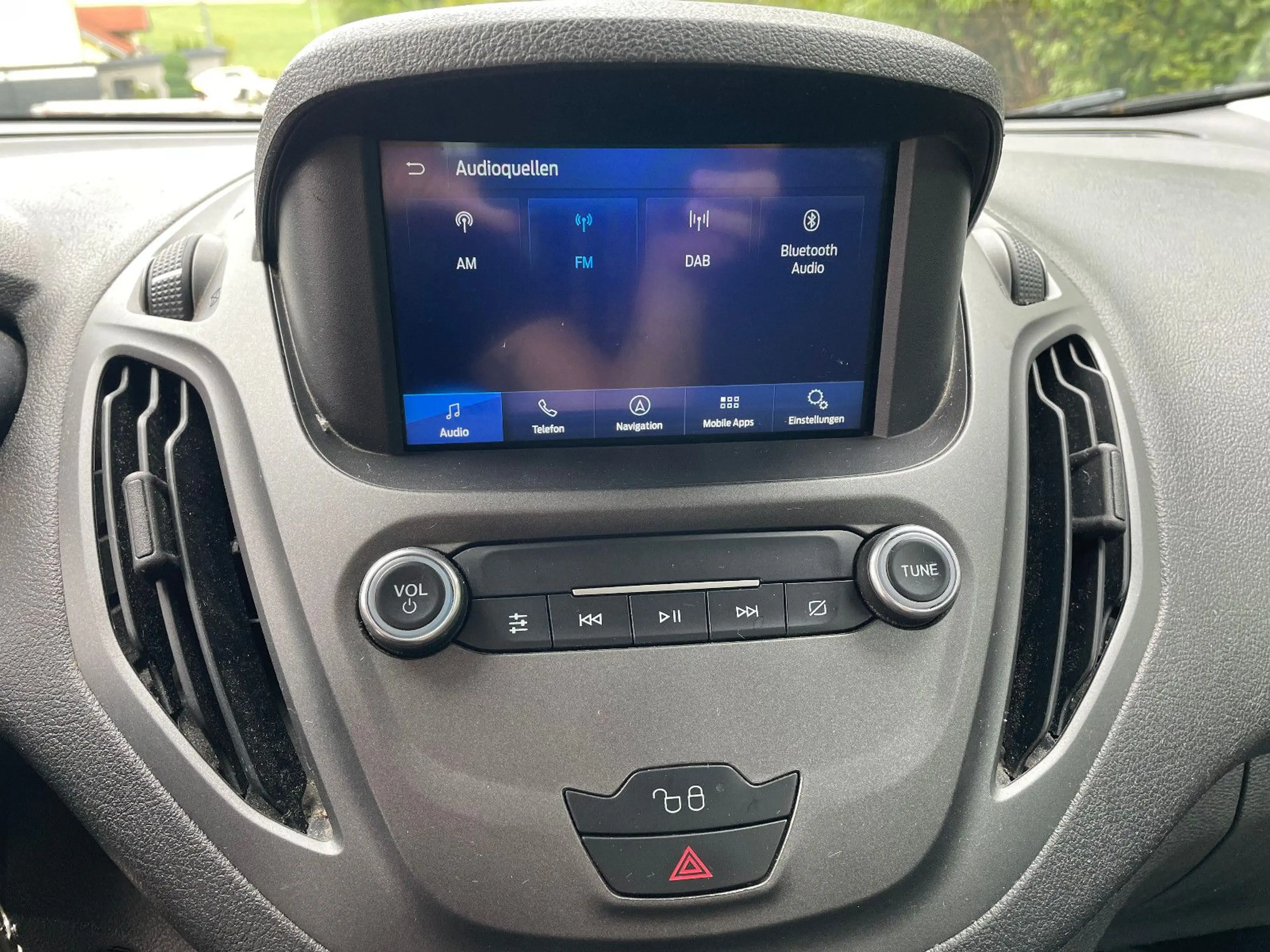 Ford Transit Courier 1 Hand 100000km 2 Schiebetüren — photo 14