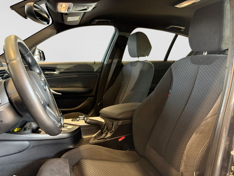 BMW 118 1er - 118 i M Sport — photo 11
