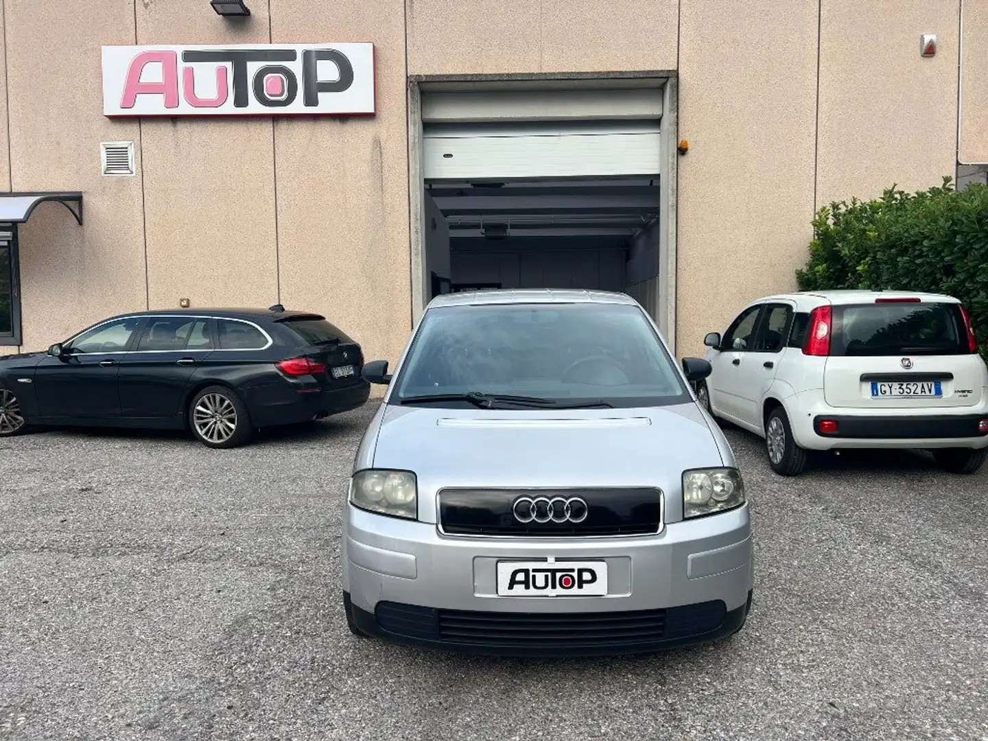 Audi A2 1.4 16V Comfort Argento - 2