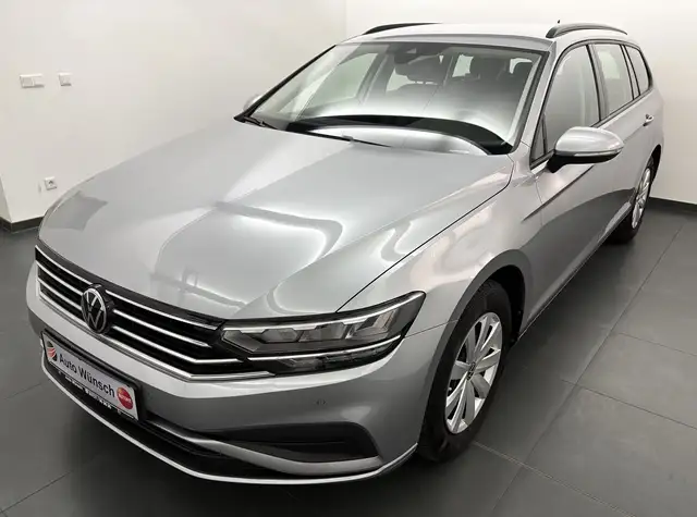 Volkswagen Passat Variant 1.5 TSI Business ACC+Navi+LED+SHZ+RFK