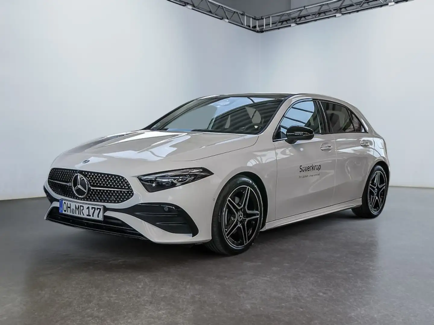 Mercedes-Benz A 200 d AMG Night Navi LED PDC Distr Carplay Weiß - 2