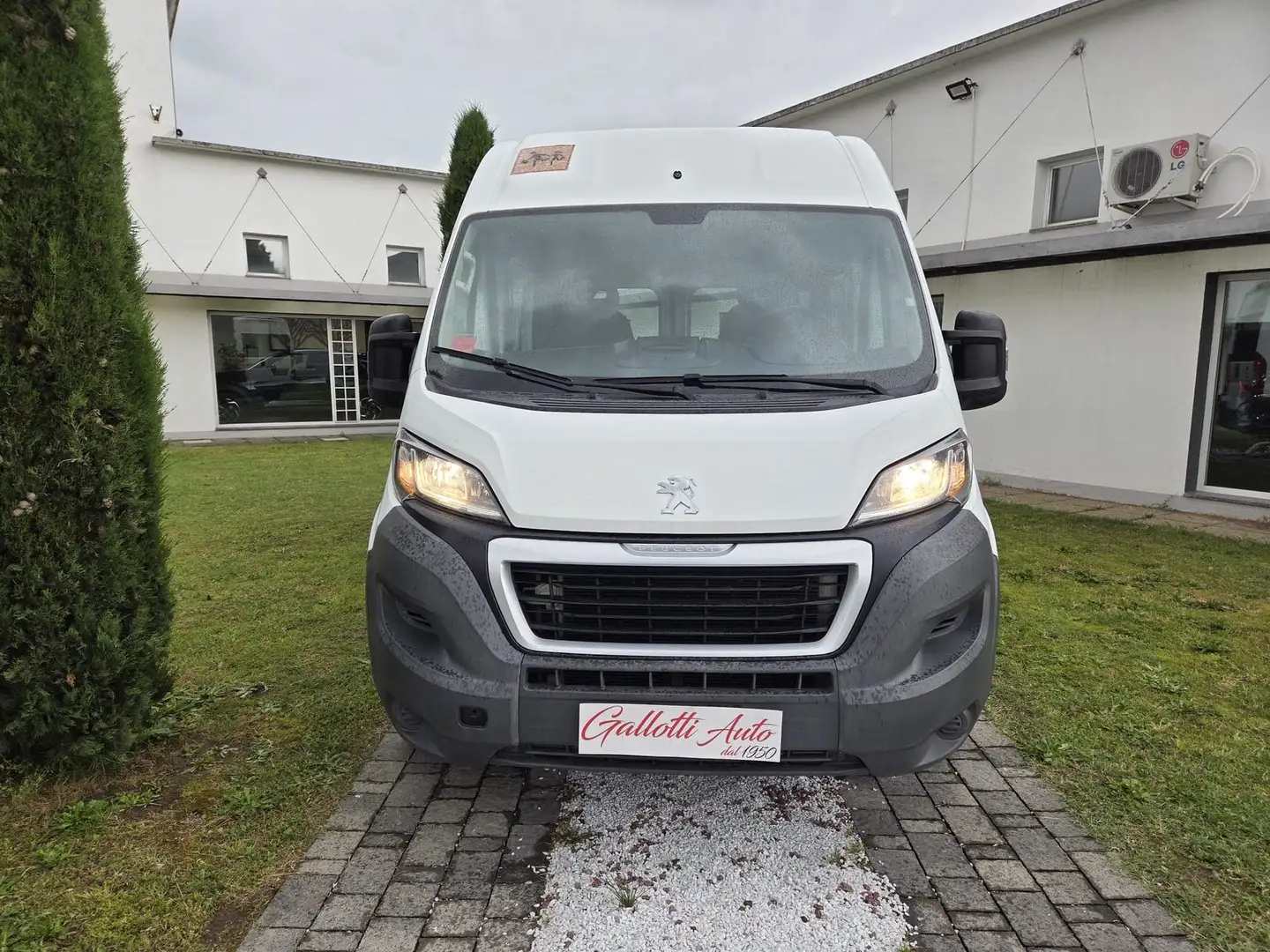 Peugeot Boxer 330 2.2 HDi/130CV FAP PM-TM Combi+IVA-DISABILI Bianco - 2