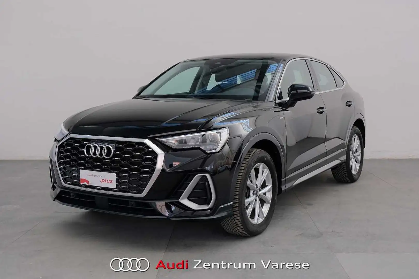 Audi Q3 Sportback 35 TFSI 150CV Stronic Sline Edition Fekete - 1