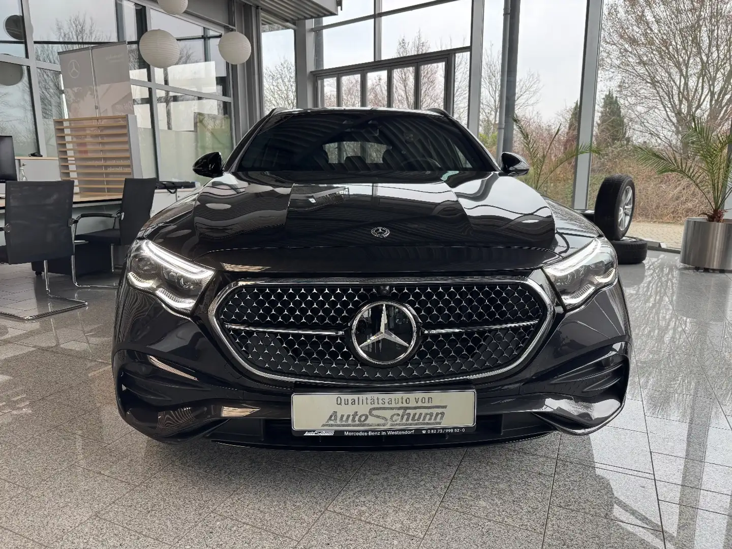 Mercedes-Benz E 300 de AMG+MBUX+BURMESTER+NIGHT+AHK+Premium Grau - 2