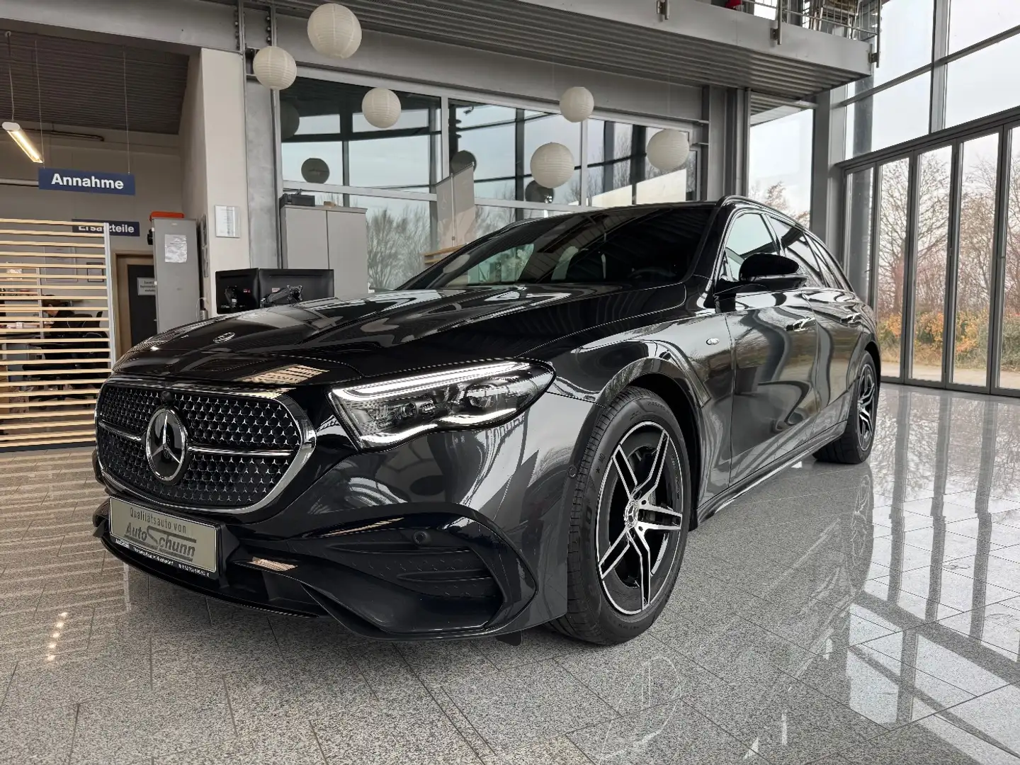 Mercedes-Benz E 300 de AMG+MBUX+BURMESTER+NIGHT+AHK+Premium Grau - 1