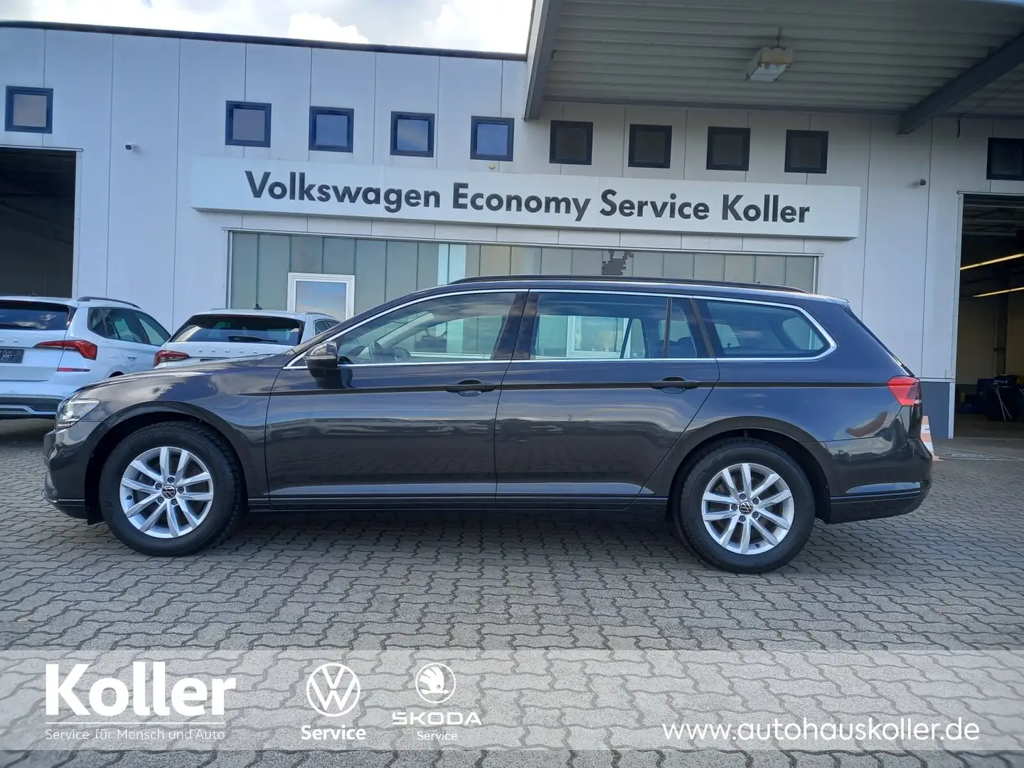 Volkswagen Passat Passat Variant 2.0 TDI DSG Navi Kamera ACC  Autom. Grau - 2