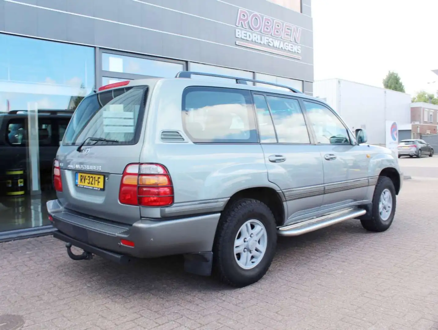 Toyota Land Cruiser 100 4.7i V8 50th Anniversary Aut. 7 Zitpl. Stoelve Grijs - 2