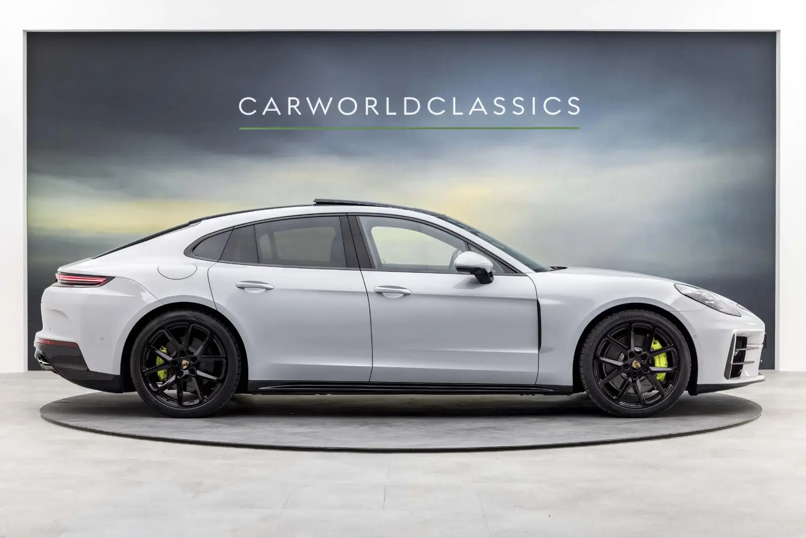Porsche Panamera 4 E-HYBRID | MY 25 | NW MODEL - 2