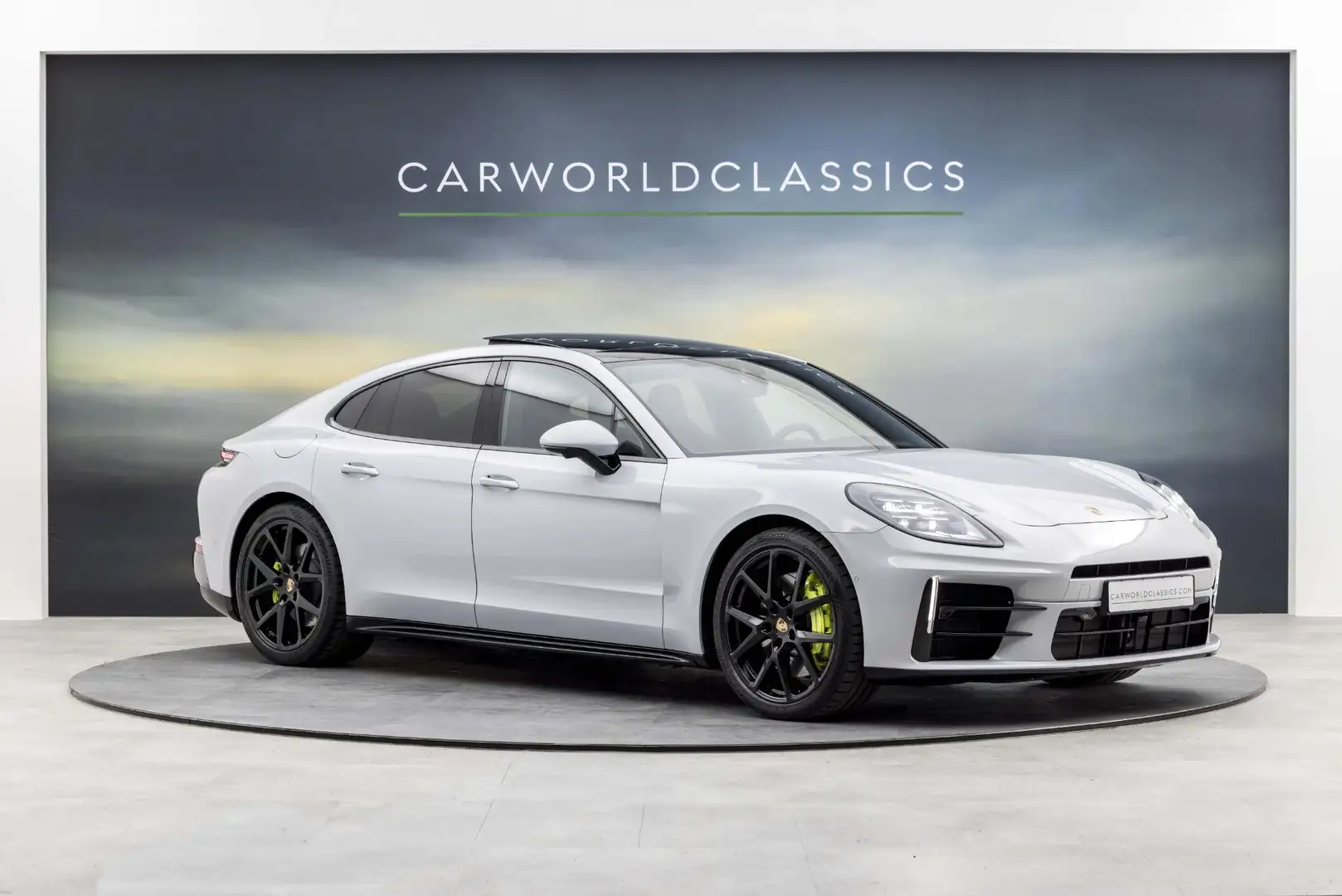 Porsche Panamera 4 E-HYBRID | MY 25 | NW MODEL - 1