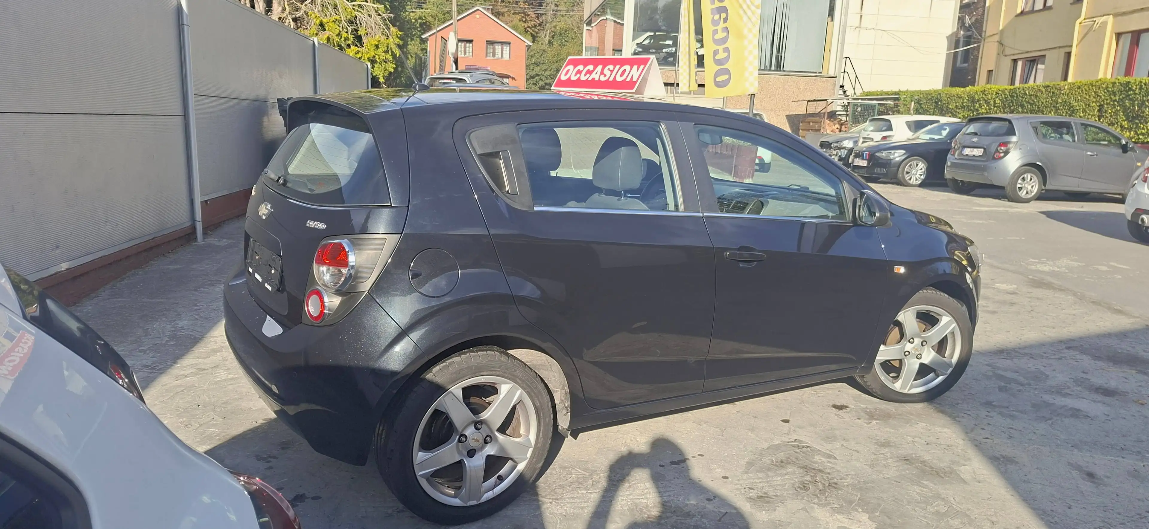 Chevrolet Aveo Aveo hatchback 1.4i LT — photo 3