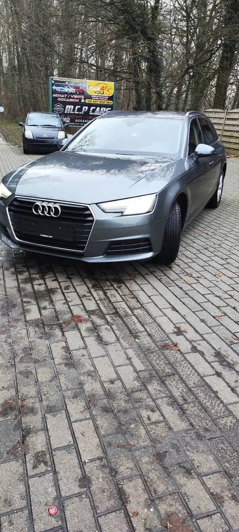 Audi A4 Avant 2.0 TDi - 1