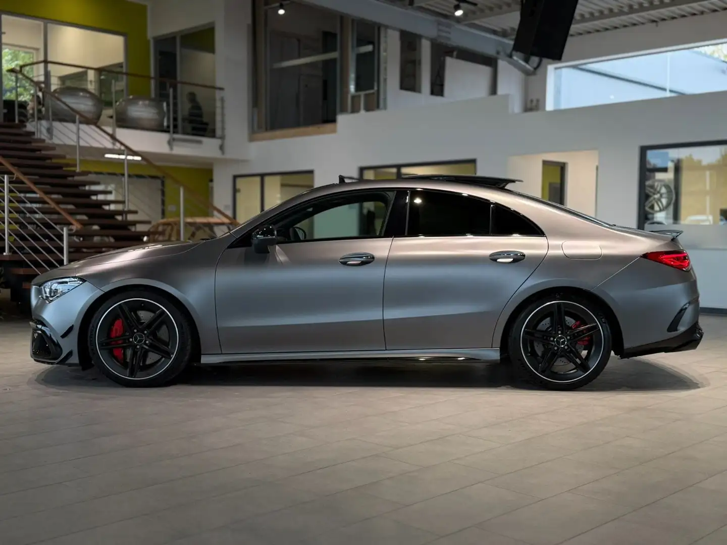 Mercedes-Benz CLA 45 AMG CLA 45  S AMG*Pano*Burmester*HeadUp* Grijs - 2