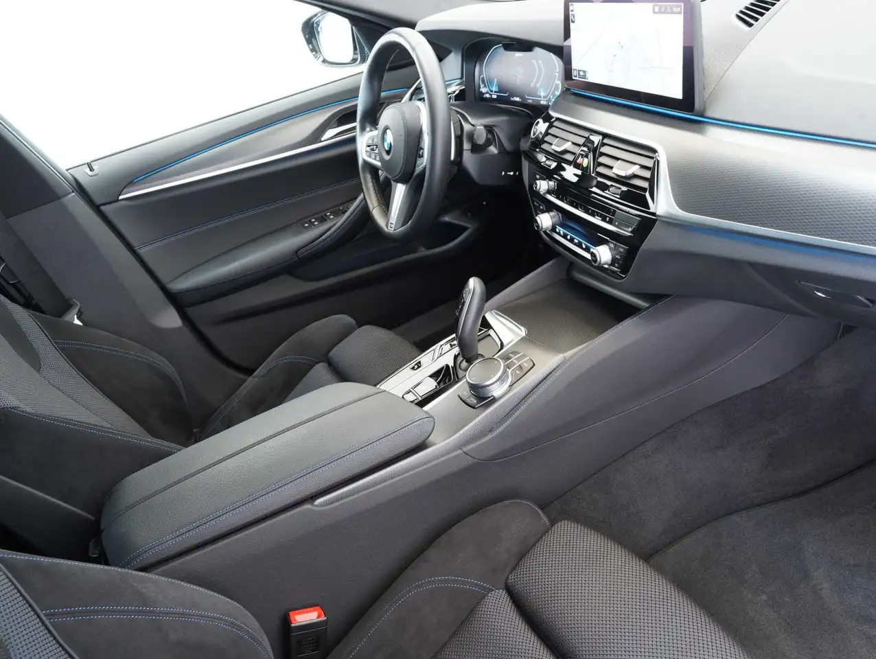 BMW 530 e Touring M Sport SHADOW/LASER/HEAD-UP, миниатюра 12