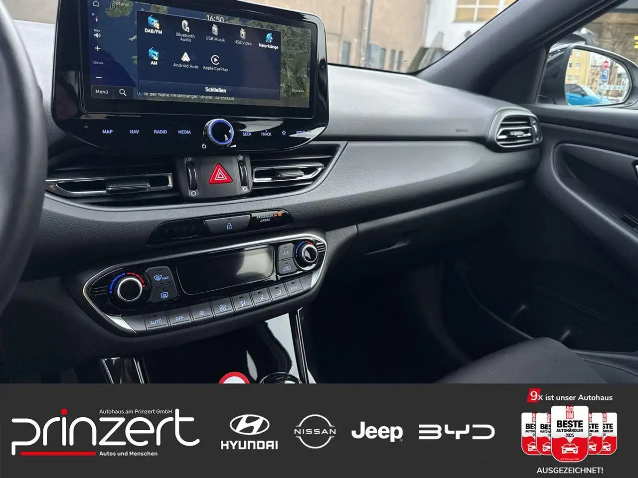 Hyundai i30 1.5 T-GDI MEHV 7DCT "Advantage" DigitalCockpit 9