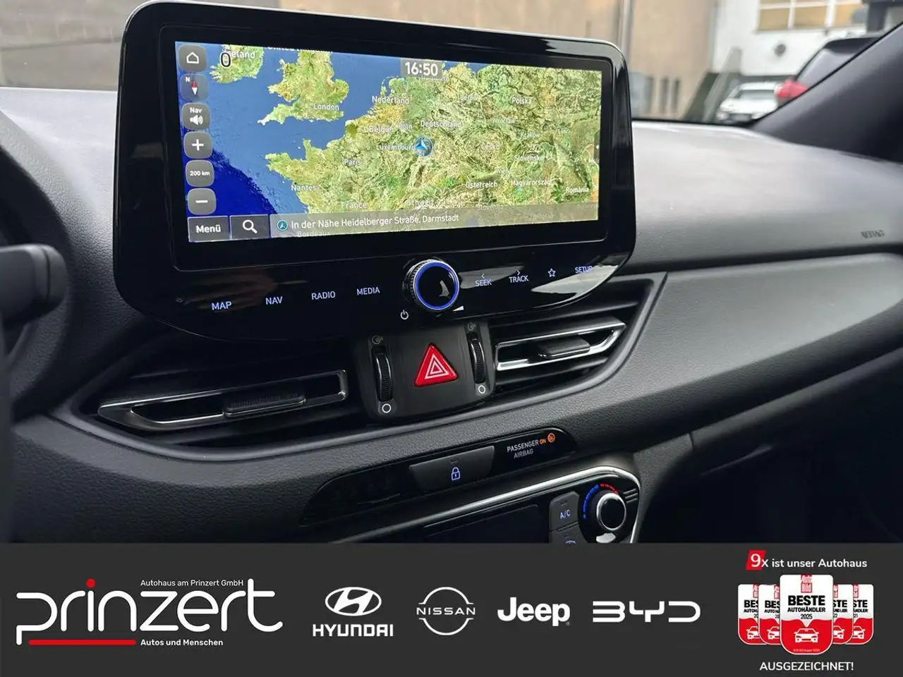 Hyundai i30 1.5 T-GDI MEHV 7DCT "Advantage" DigitalCockpit 7