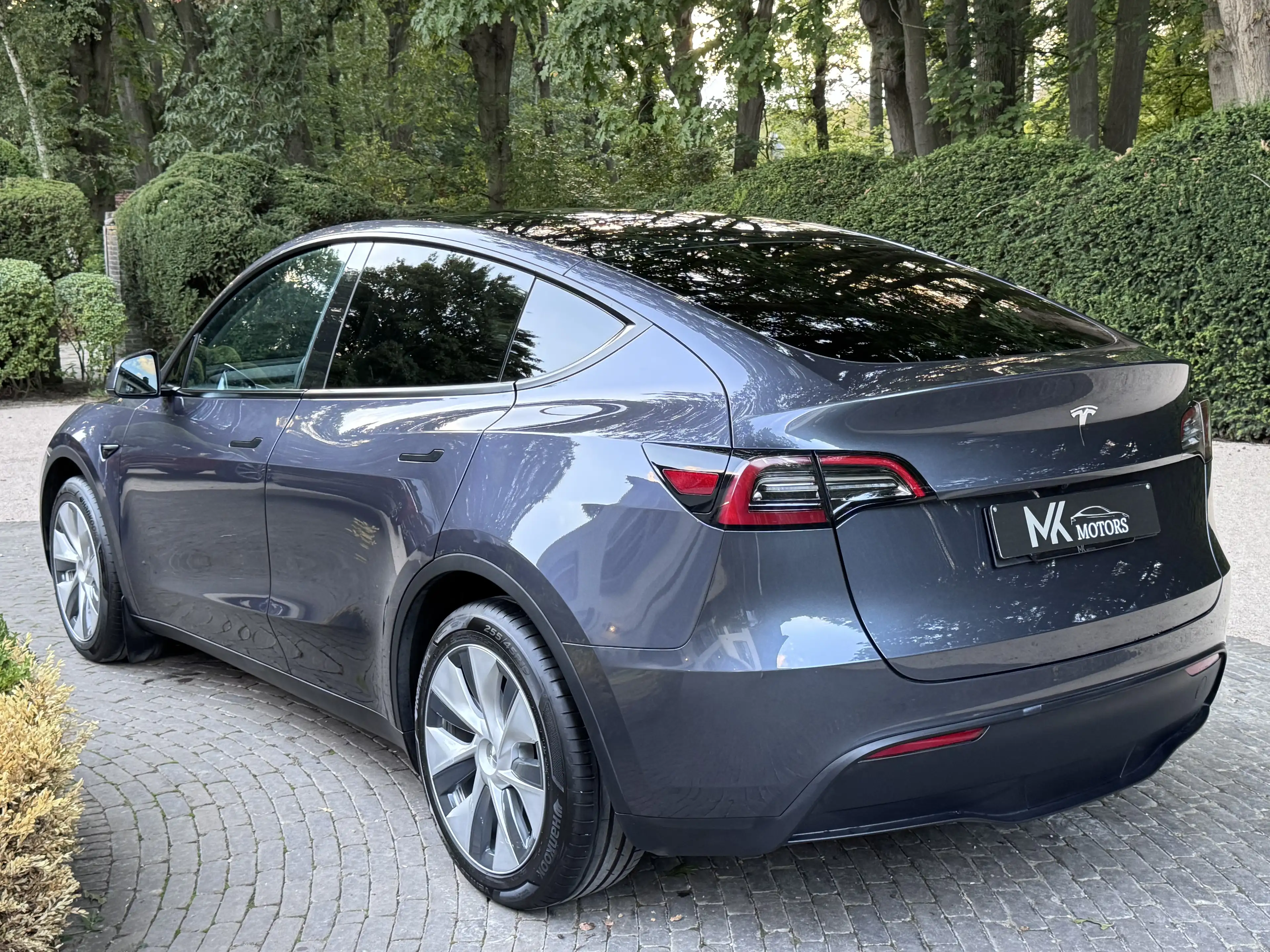 Tesla Model Y RWD • 11.000 KM • Premium • Pano • Autopilot — photo 6