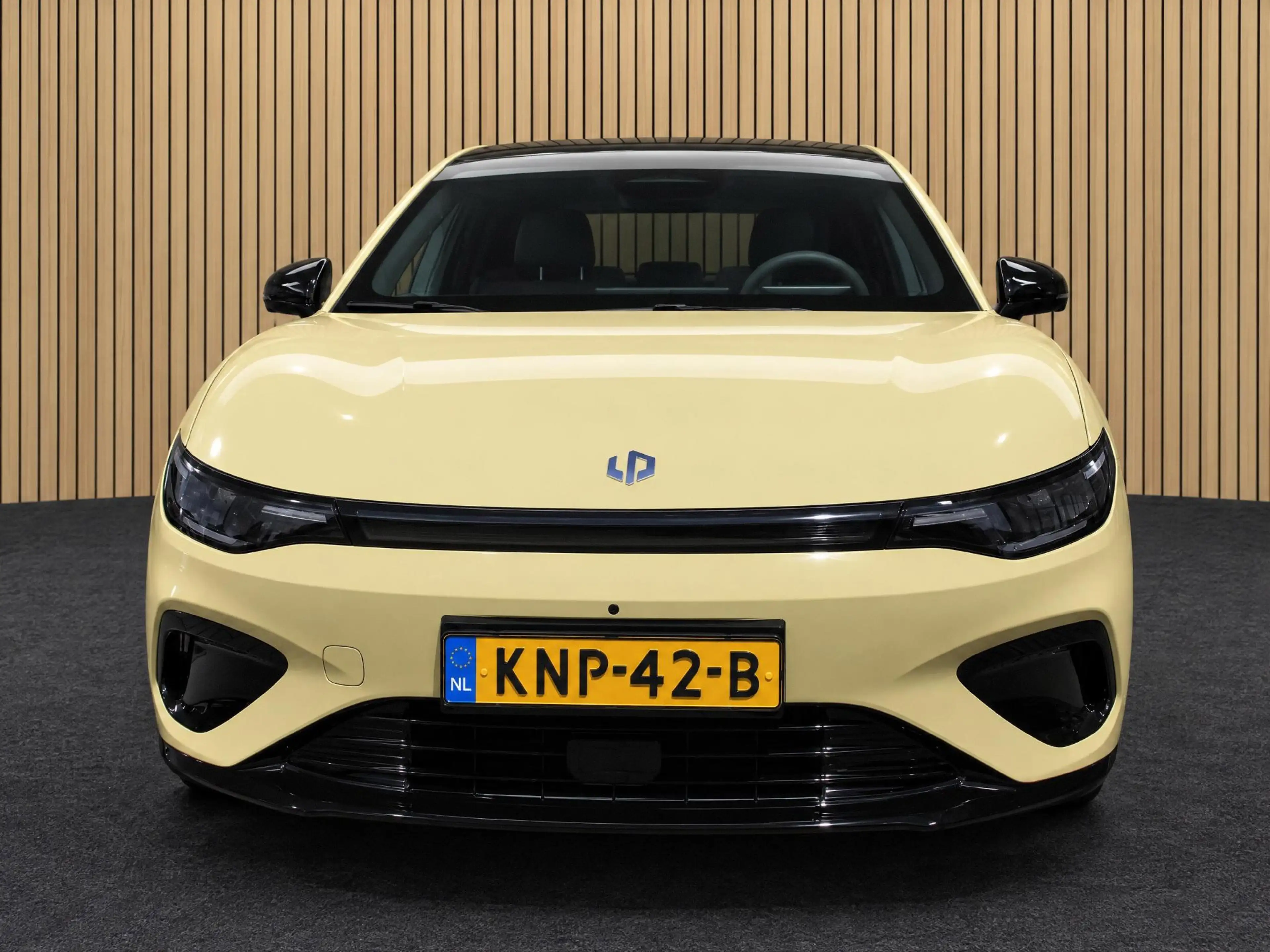 Leapmotor B05 ProMax Design 67.1 kWh Boek nu een B05 proefrit bi — photo 10