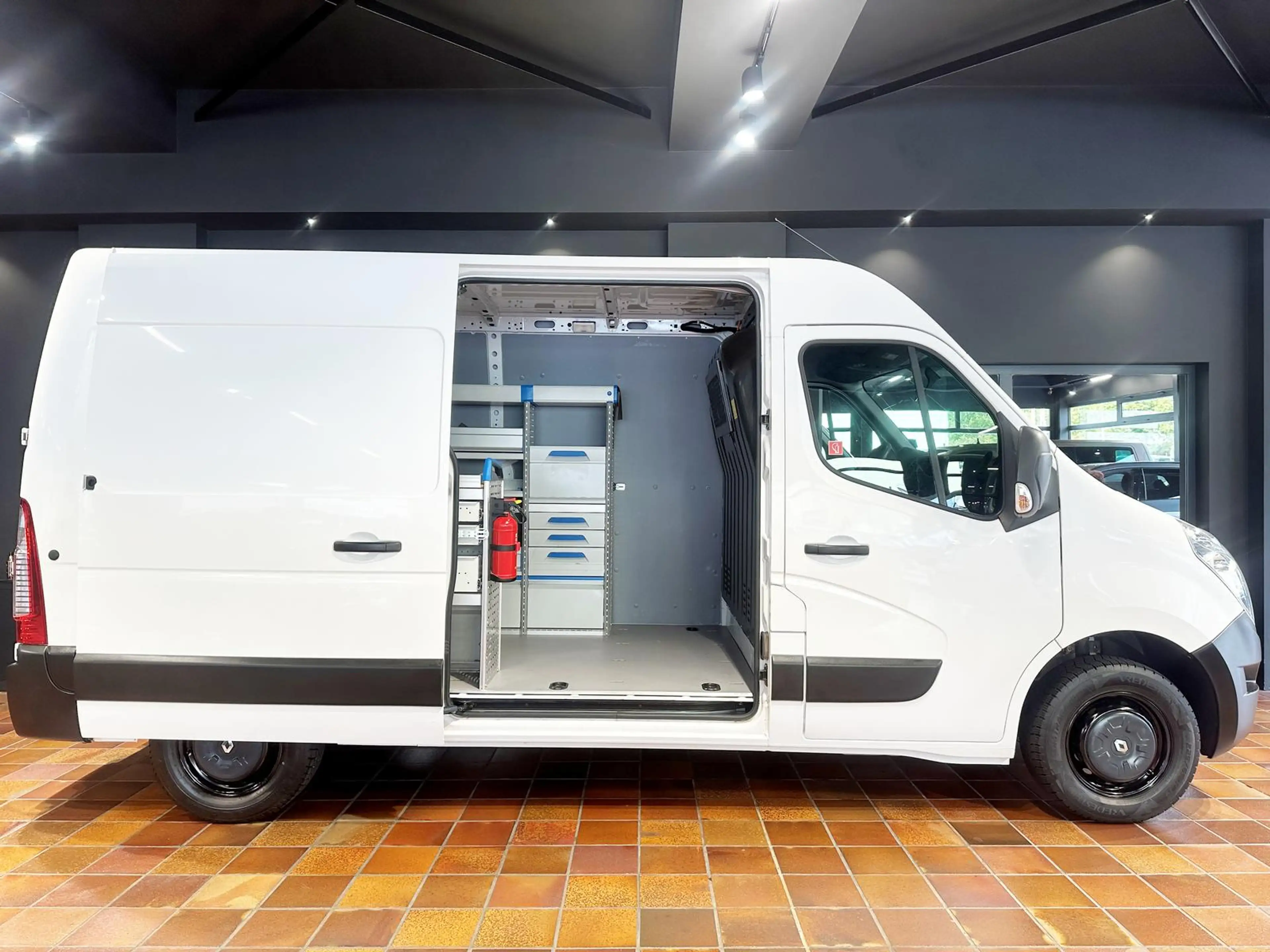 Renault Master 2.3 3,5T L2H2 SORTIMO-WERKSTATT 230V-AUSSENSTECKDO — photo 3