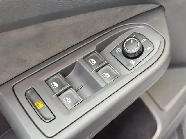Volkswagen Golf view 20