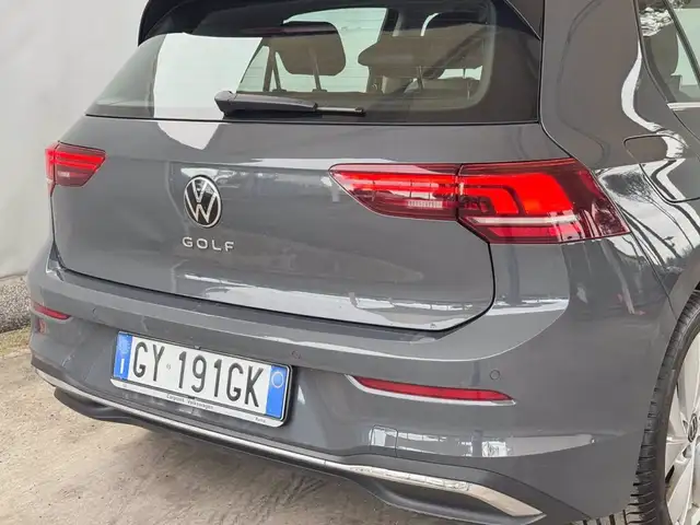 Volkswagen Golf view 18
