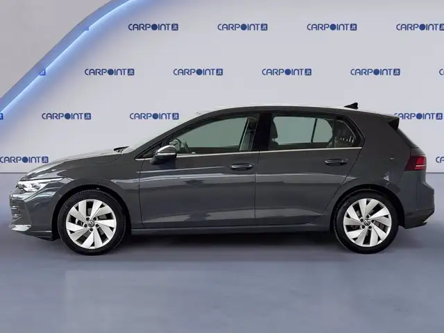 Volkswagen Golf view 4