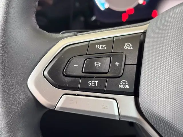 Volkswagen Golf view 22