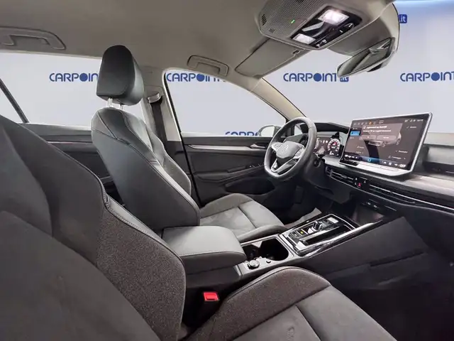 Volkswagen Golf view 7