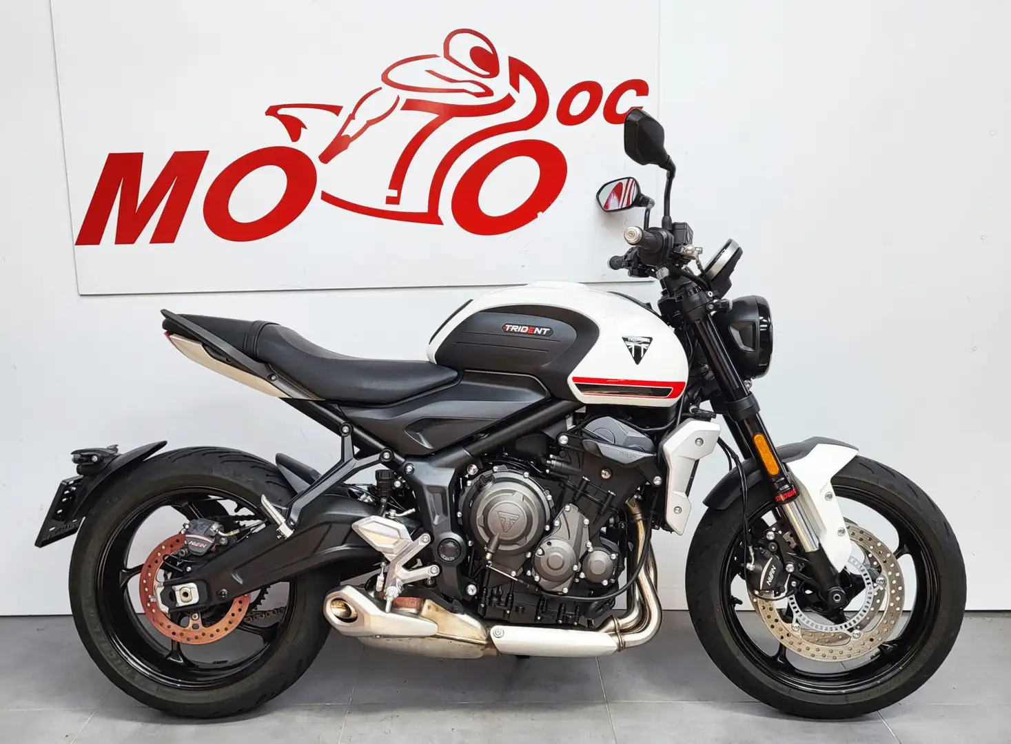 Triumph Trident 660 ***MOTODOC.BE*** Blanc - 1