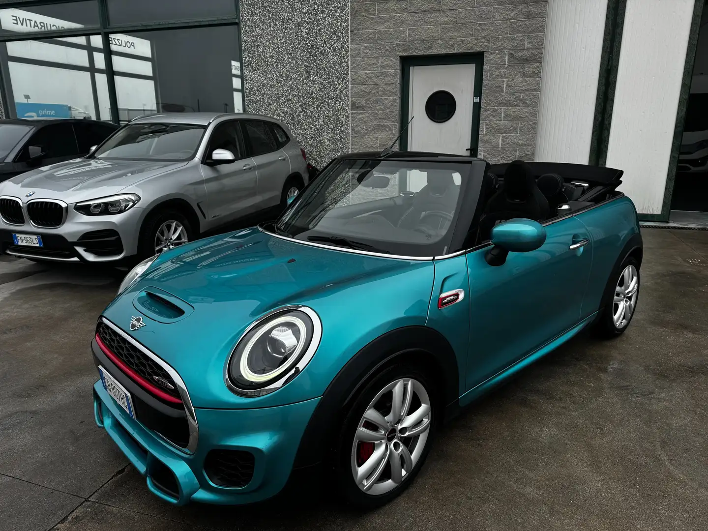 MINI John Cooper Works Cabrio Mini Cabrio 2.0 John Cooper Works Pro auto Modrá - 1