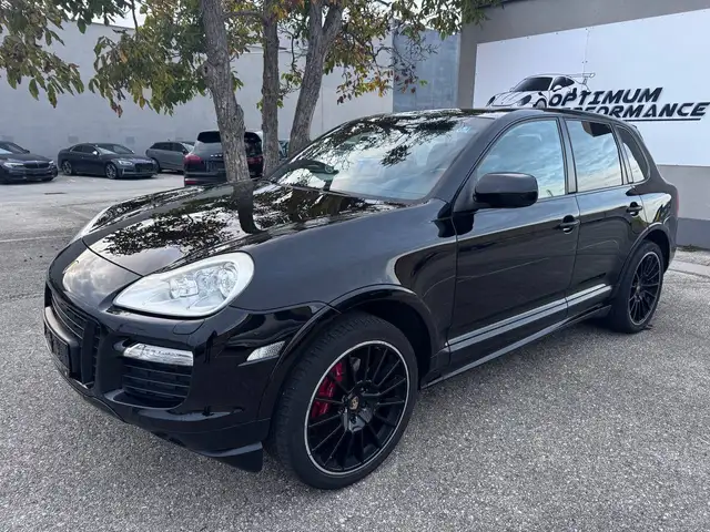 Porsche Cayenne GTS