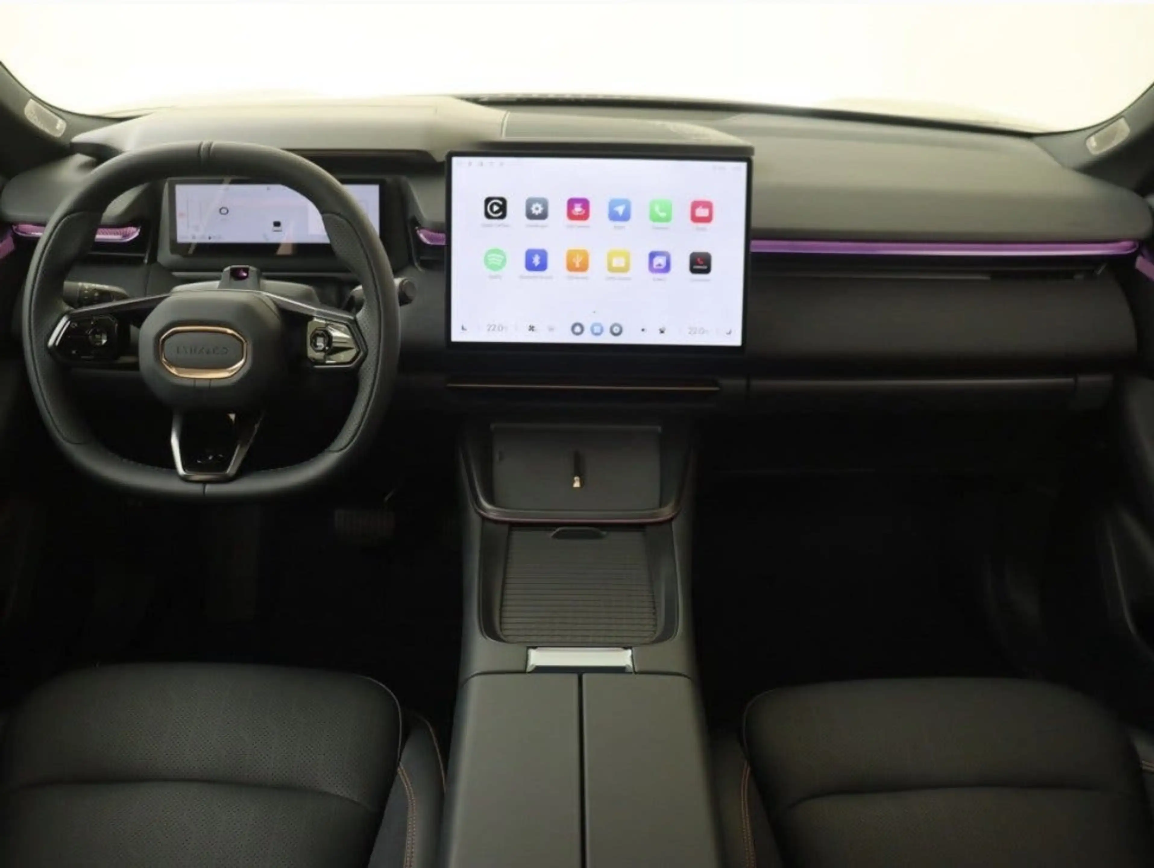 Lynk & Co 08 1.5 More PLUG-IN | PANORAMADAK | STOELMASSAGE | ST — photo 33