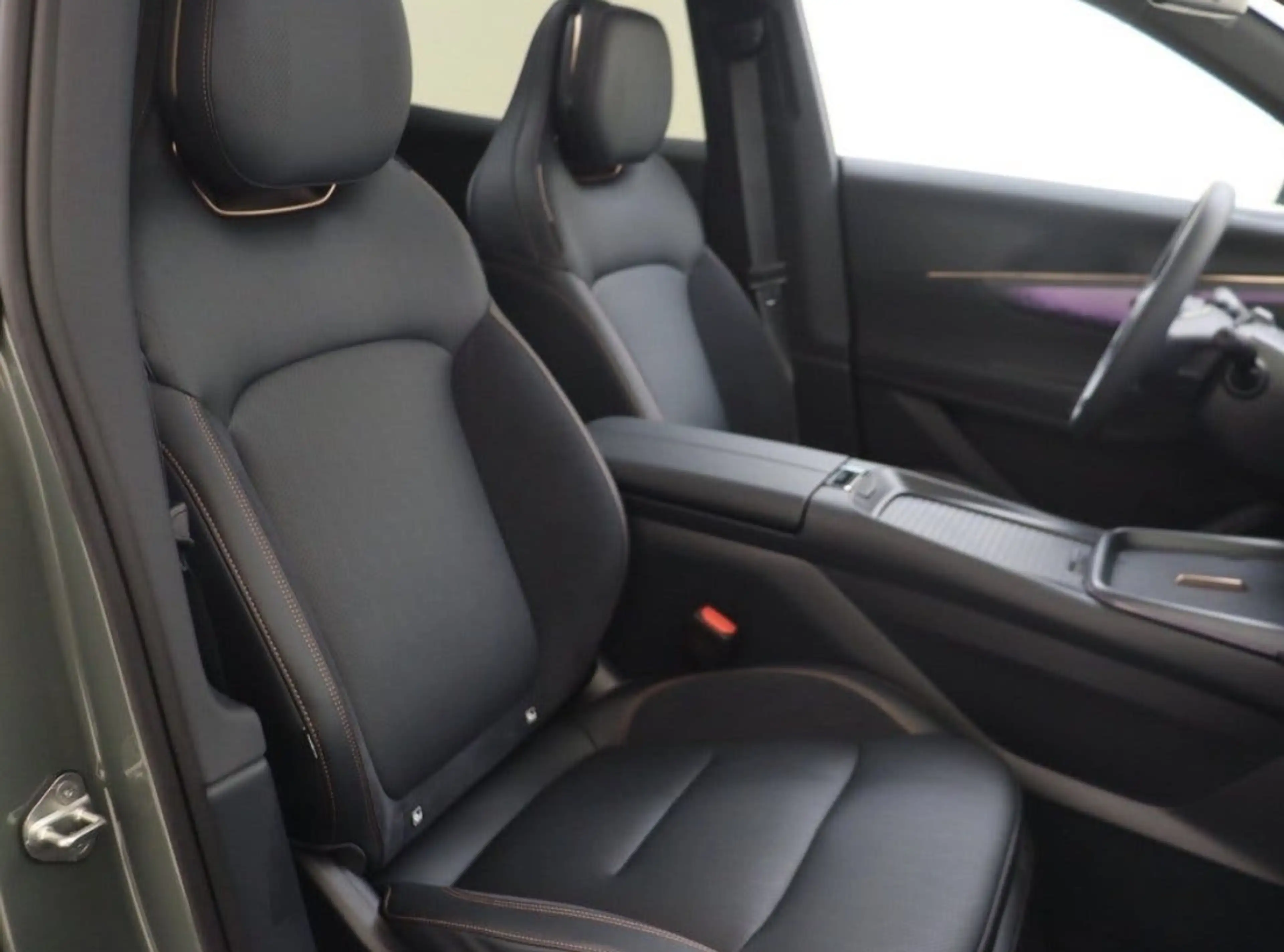 Lynk & Co 08 1.5 More PLUG-IN | PANORAMADAK | STOELMASSAGE | ST — photo 41