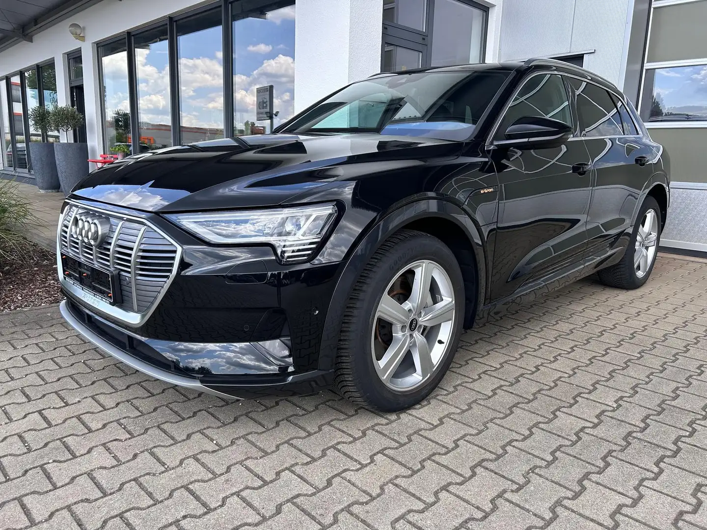 Audi e-tron 55 quattro advanced Kamera T-Leder CarPlay Zwart - 1