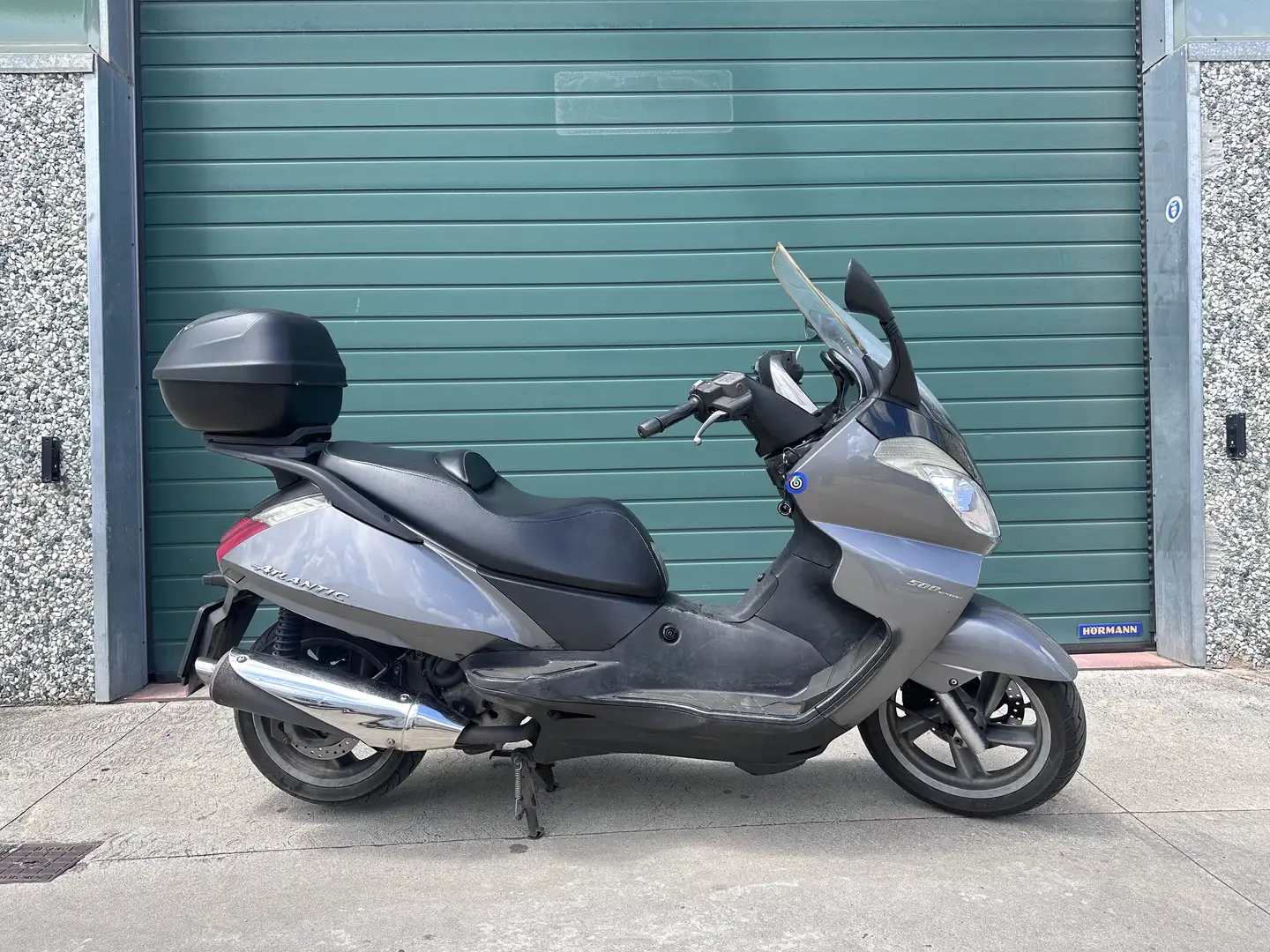 Aprilia Atlantic 500 Sprint Gris - 2