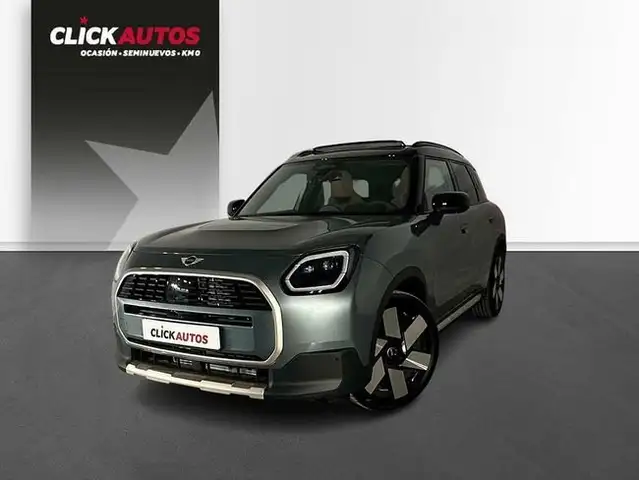 MINI Cooper 1.5 156CV Favoured Autom.