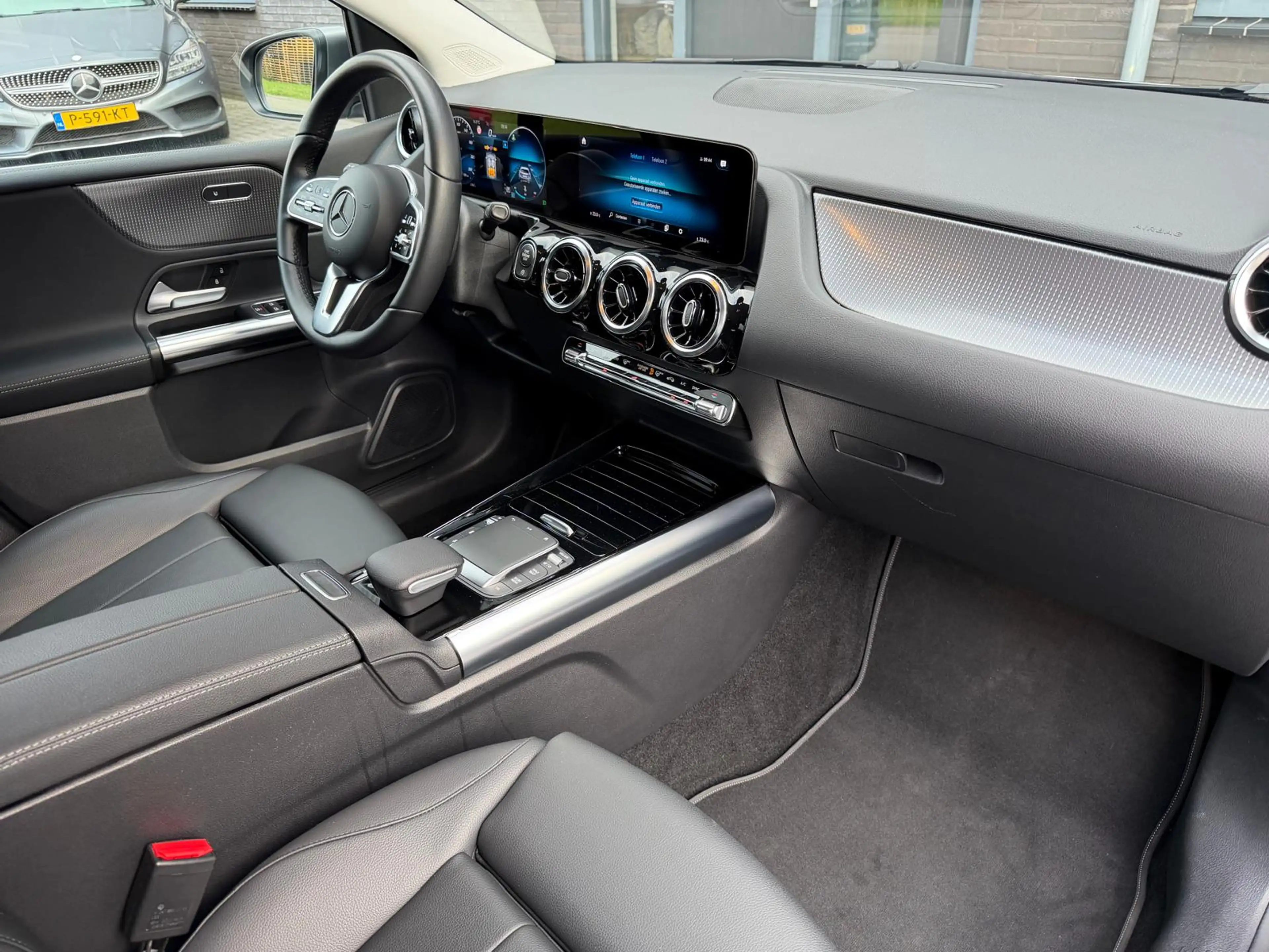 Mercedes-Benz B 180 Business Solution AMG | 1E EIGENAAR | 3/6/12MND GA — photo 37