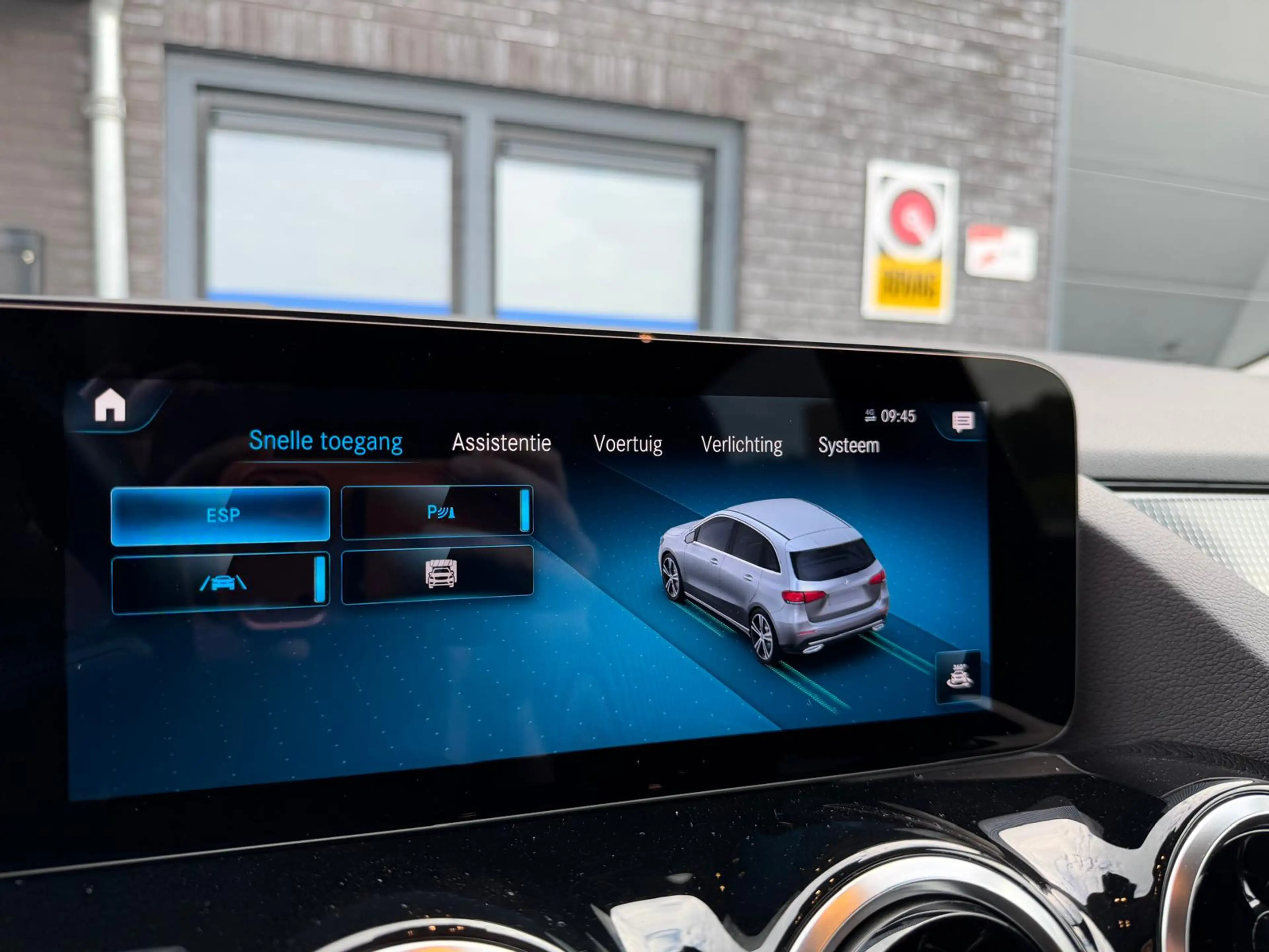 Mercedes-Benz B 180 Business Solution AMG | 1E EIGENAAR | 3/6/12MND GA — photo 30
