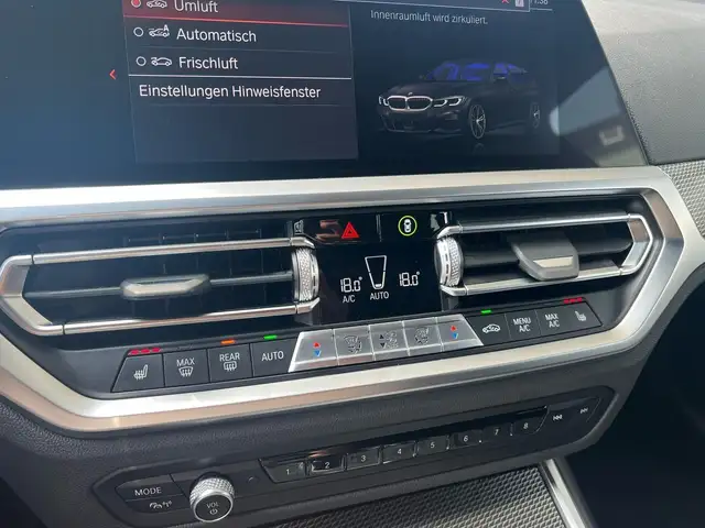 BMW 3 Series view 12